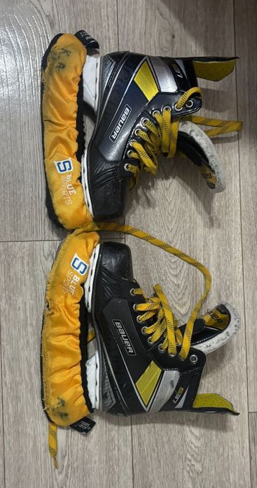 Продам коньки Бауэр