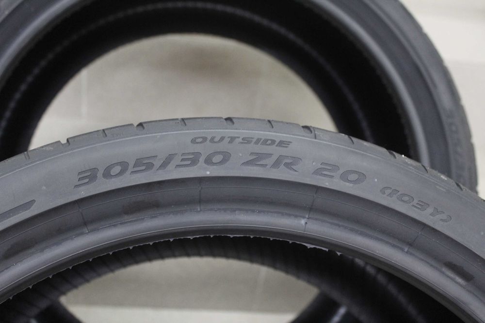 245/30-20 и 305/30-20 гуми Pirelli Lamborghini