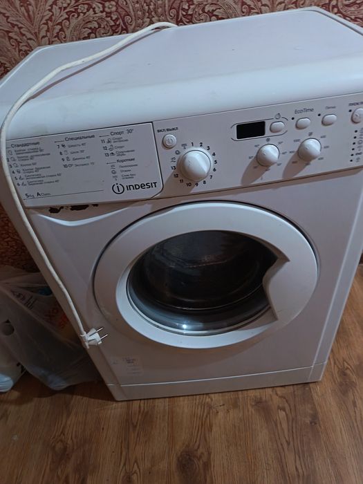 Indesit стиральная машина