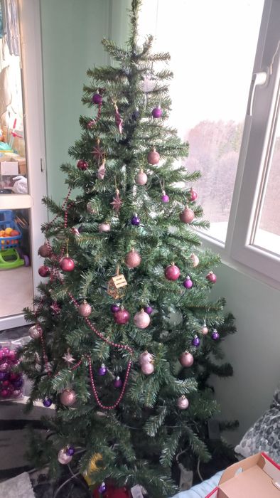 Елха 180см с метална стойка