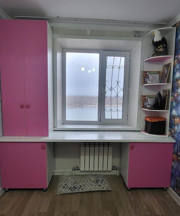 Продам Детский гарнитур (шкафы)