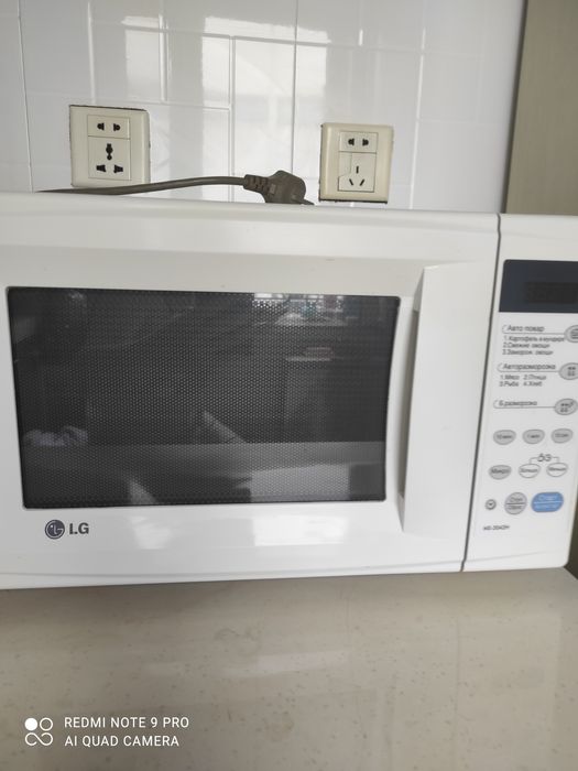 Микроволновка lg, б/у продам