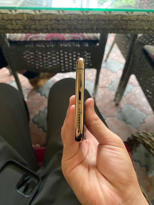 IPHONE 11 pr max