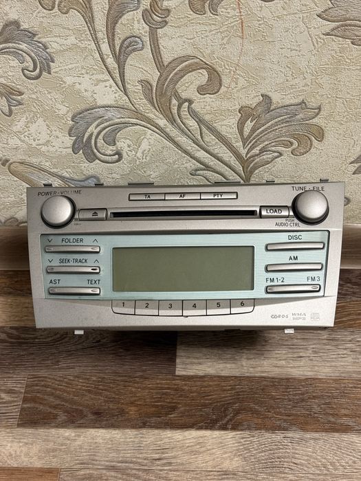 Магнитола от Камри 40 Европейца.