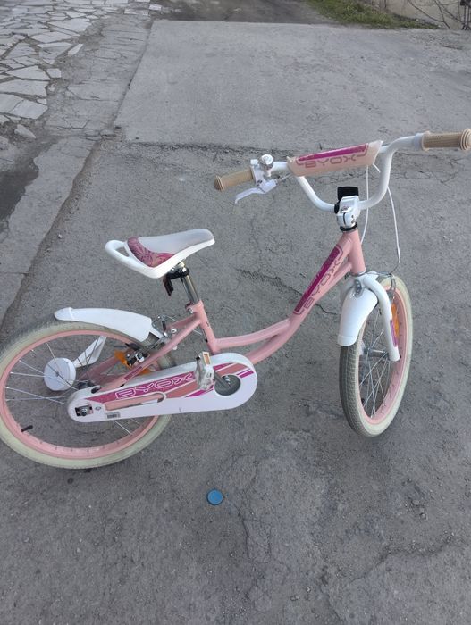 Детски велосипед ,20 цола с аксесоари!