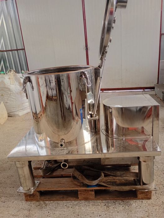 Vând centrifuga inox alimentar