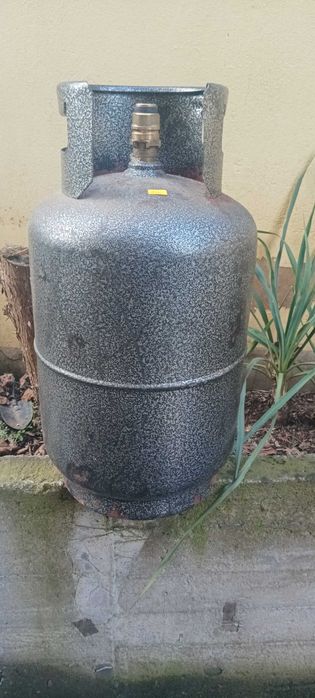 Битови газови бутилки 27л.