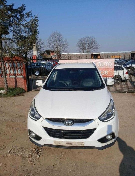 Aripa fata stanga Hyundai IX35 2013