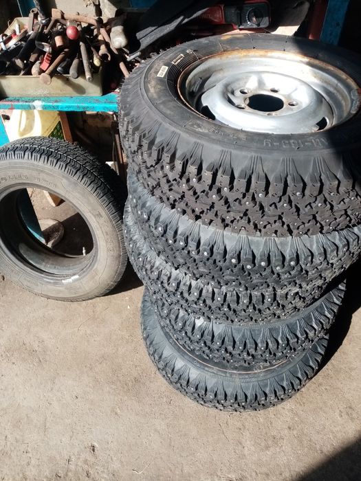 Продам диски с резиной R13