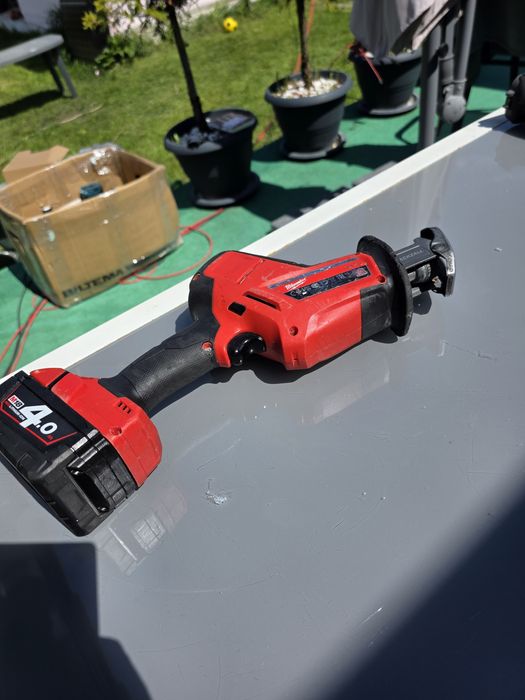 Fierastrau Sabie Milwaukee M18 FHZ