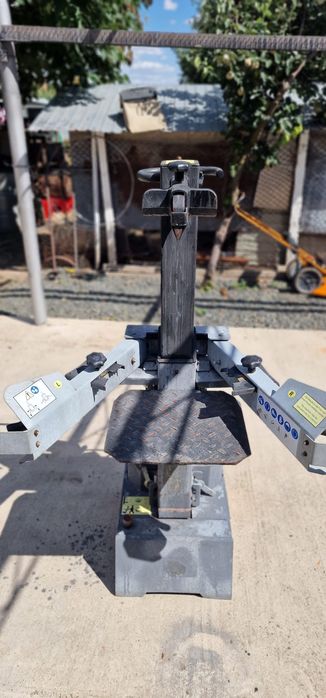 Vand despicator de lemne trifazat WoodStar 6 tone