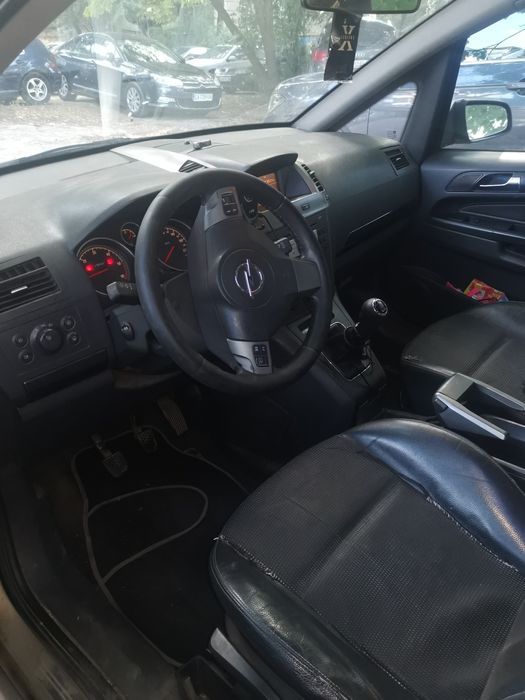 Опел зафира б 1.9 120к