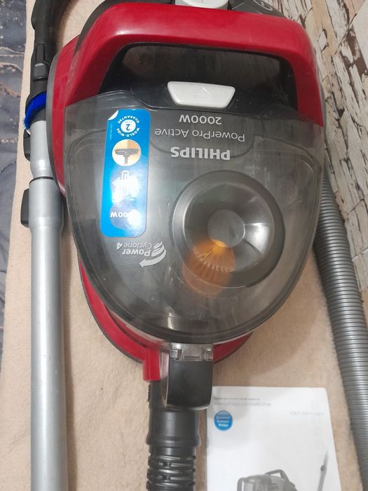 Продам пылесос PHILIPS.