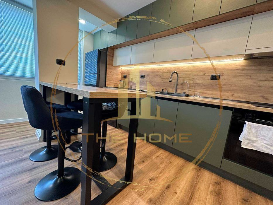 Дава се под наем Четиристаен апартамент в Варна, Лятно кино Тракия - 101 кв.м за 1350 € - Снимка #3