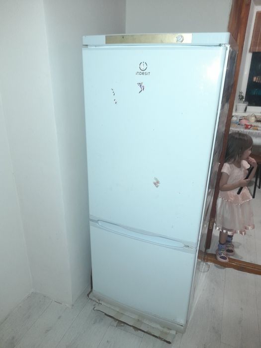 Продам холодильник в отличном состоянии