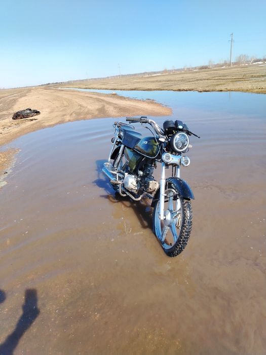 Мотоцикл яки 110