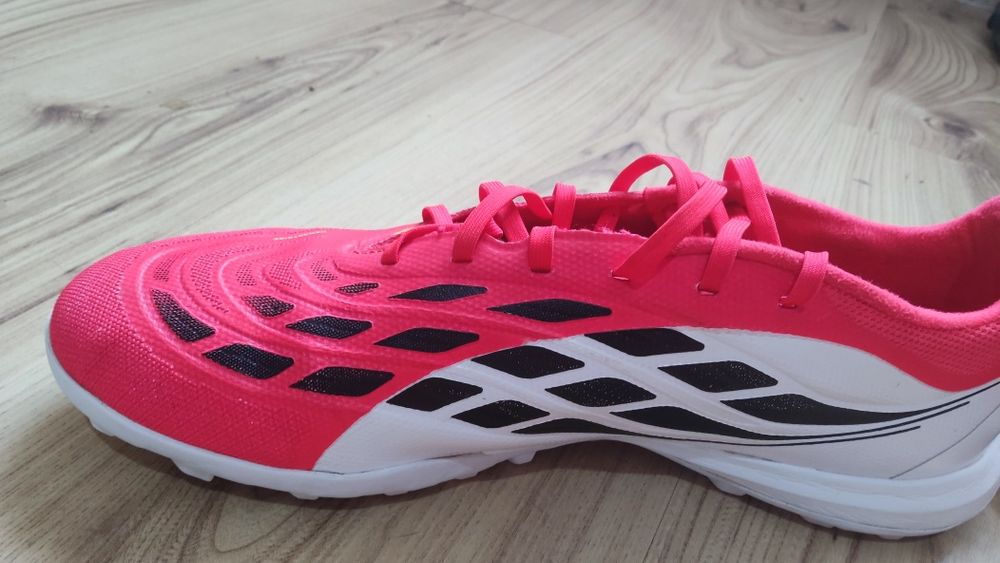 Стоножки Adidas PREDATOR TF  43⅓ номер закупени от Sport Depot
