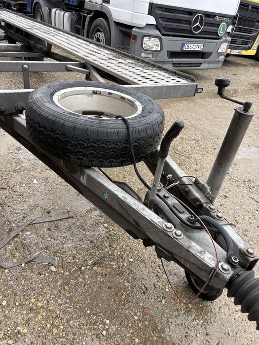 Двойна платформа за автомобили