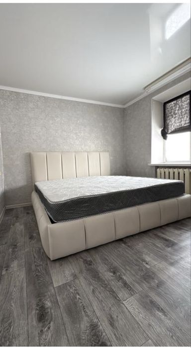 Двуспальная кровать200/200