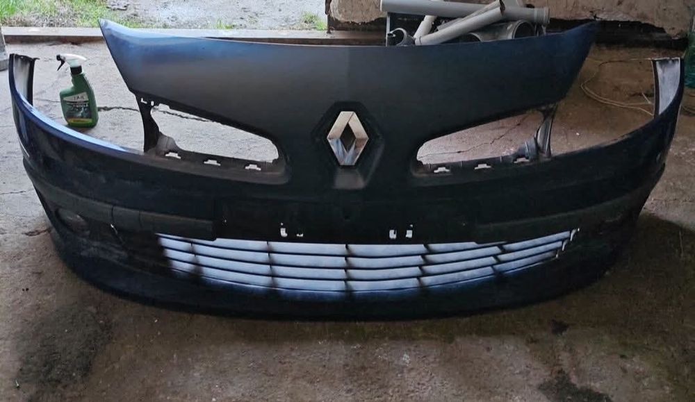 Renault bara față Renault Clio 3