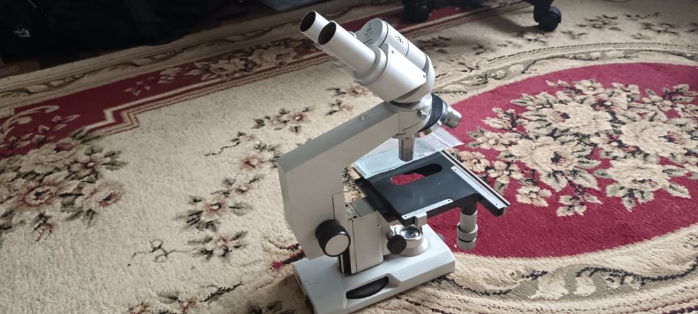 Продам микроскоп, модель АУ-12.