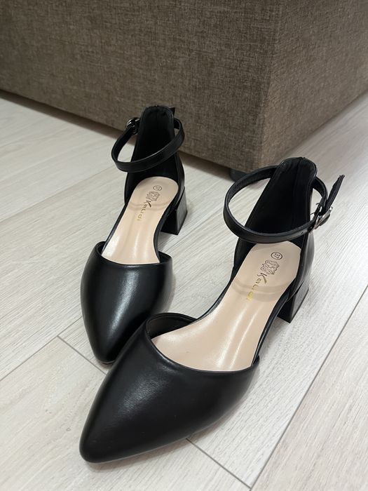 Туфли женские  37 размер