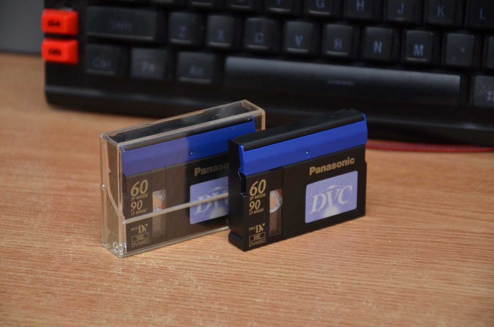 Doua casete DV Panasonic