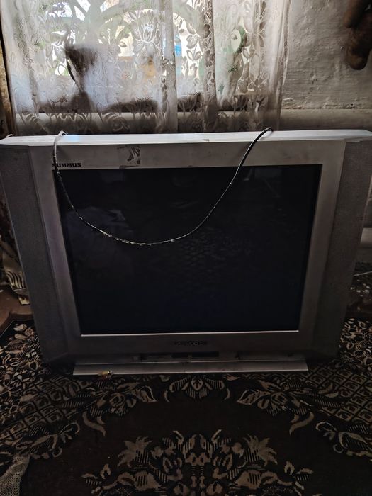 Продам телевизор