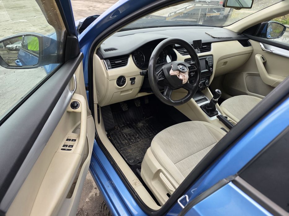 Skoda Octavia 3 AVARIAT 1.4tsi + GPL 2014 Break