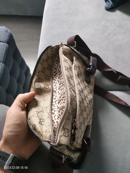 Poseta sport ellesse