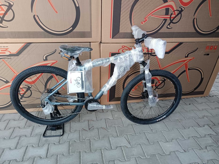 НОВ велосипед  27.5" Cross GRX 8