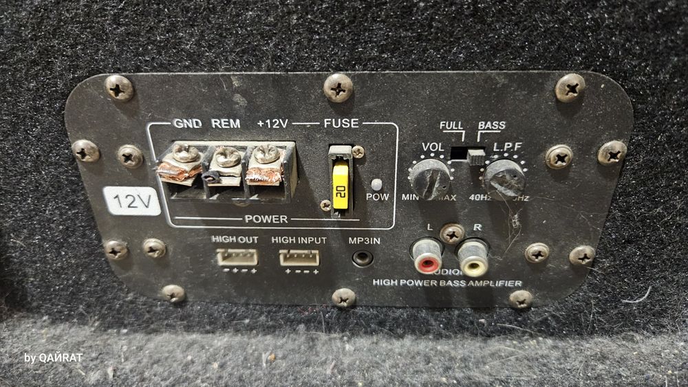 продам сабвуфер...