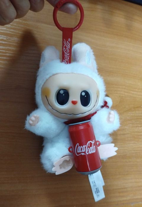 Новый Лабубу coca cola