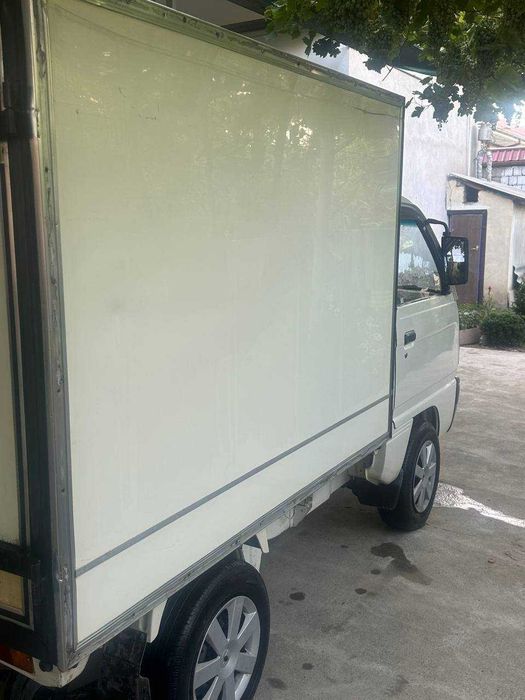 Машина Chevrolet LABO 2017