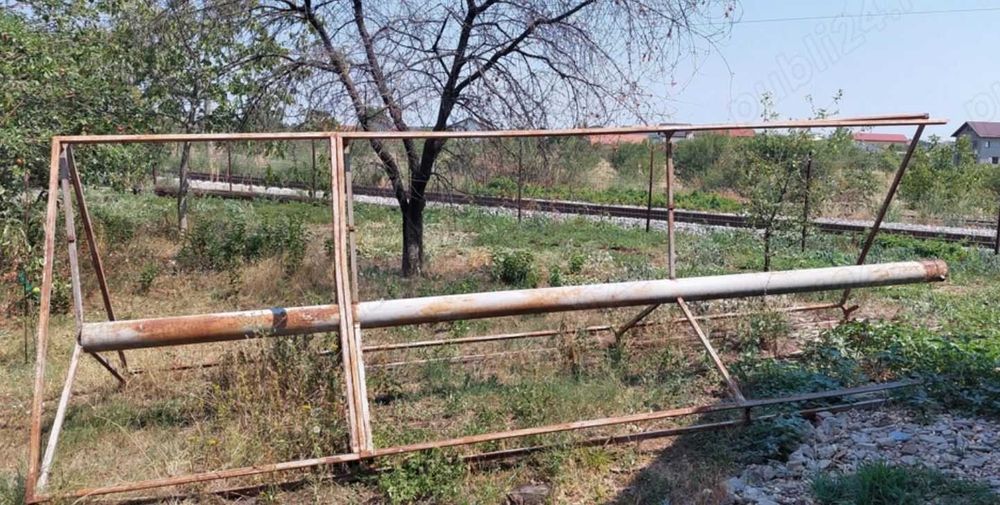 Teava rectangulara sudata in forma de PRIsMa Publicitara