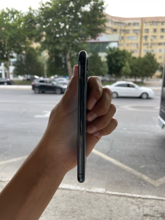 iPhone 11 pro 256gb 160$