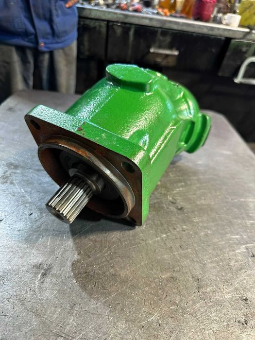 Pompa hidraulica John Deere AX 19863