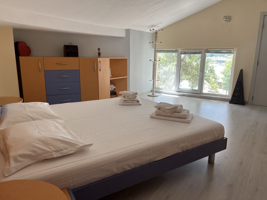 Дава се под наем Етаж от къща в Балчик - 200 кв.м за 229.5 € - Снимка #8