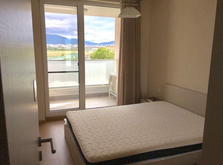 Дава се под наем Двустаен апартамент в София, Обеля 2 - 74 кв.м за 647.19 € - Снимка #2