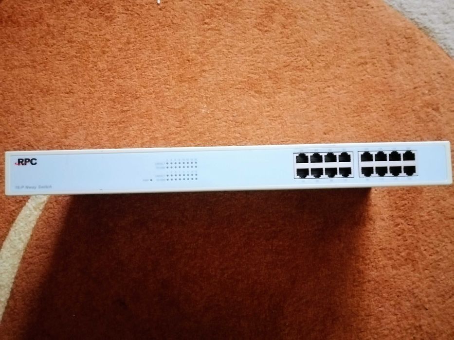 Switch Rețea 16 Porturi RPC (RPC-SW16P) – Carcasă Metalică / Rackable
