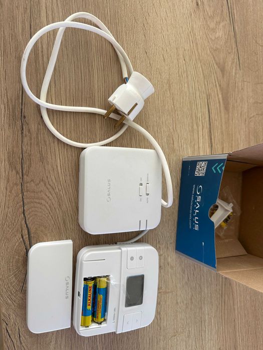 Termostat Wireless SALUS RT310RF