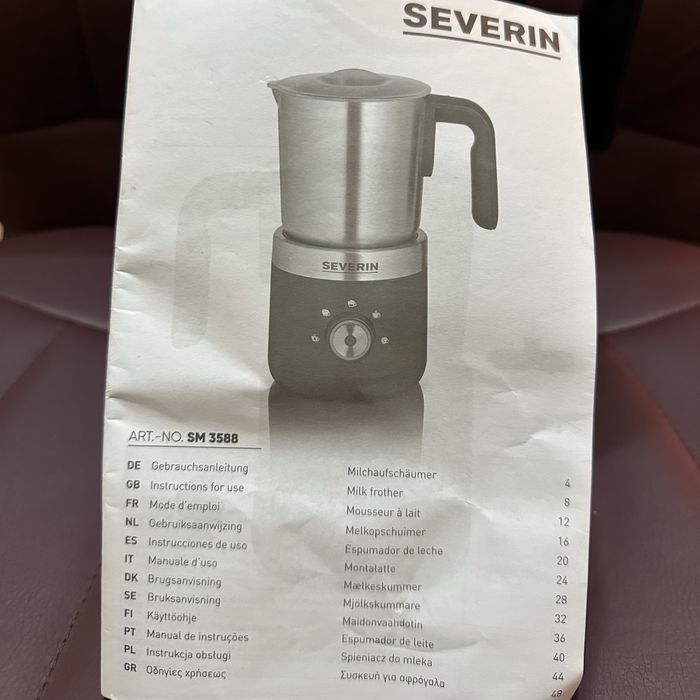 Неупотребяван Пенообразувател за мляко Severin S3588