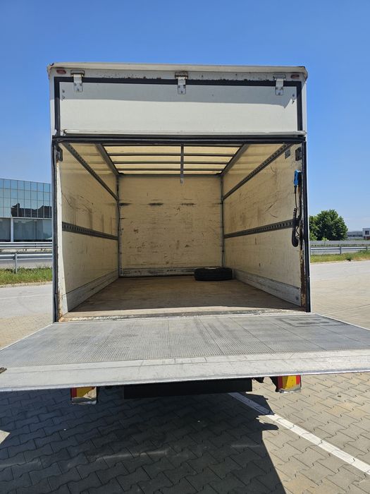 бордови бус под наем