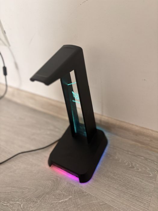 Casti gaming RGB surround noise cancelation si/sau suport RGB casti