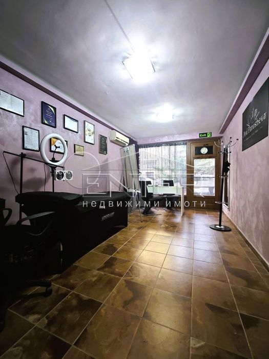 Офис в Варна-Централна поща площ 20 цена 220