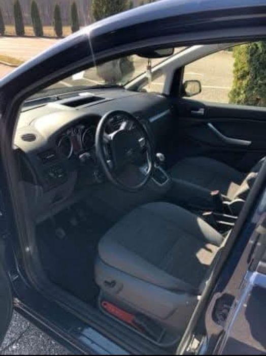 Vând Ford C-max 2009