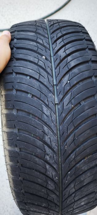 Гуми всесезонни за Автомобили и Джипове 235/55/18