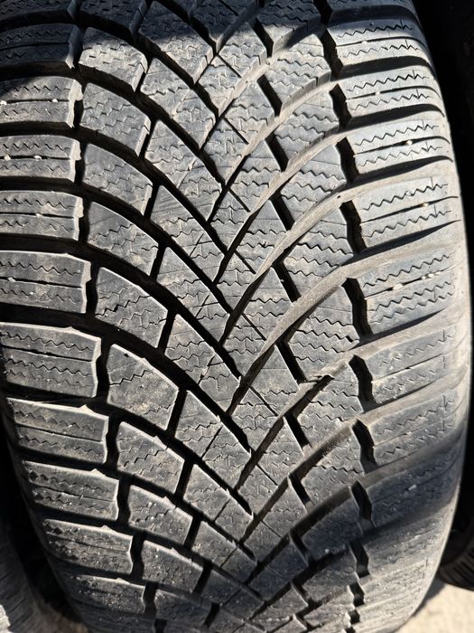 225/55 r17 Bridgestone de iarna aproape noi -250 lei buc