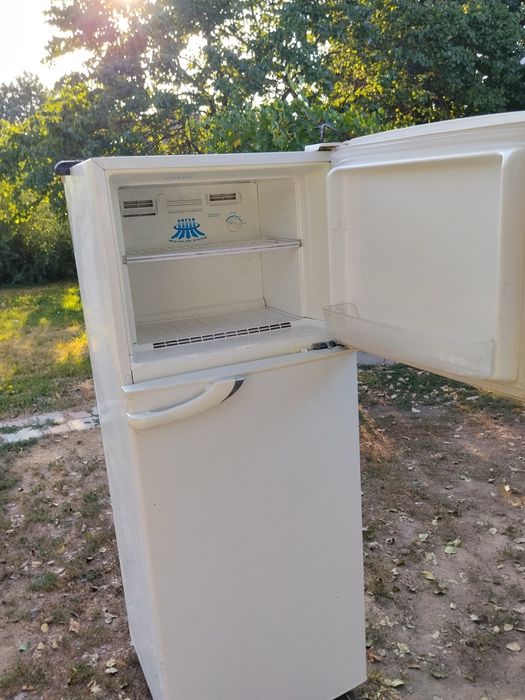 Продам холодильник Ду