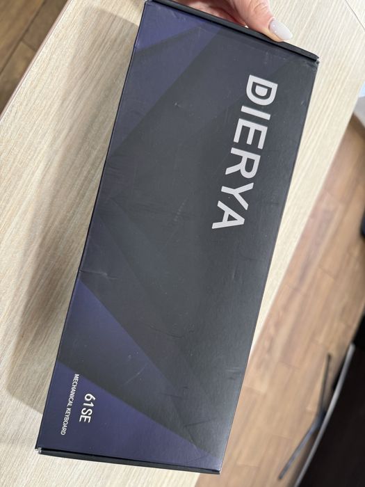 Mini tastatură mecanică pentru jocuri, DIERYA DK61SE, NOUA!!!